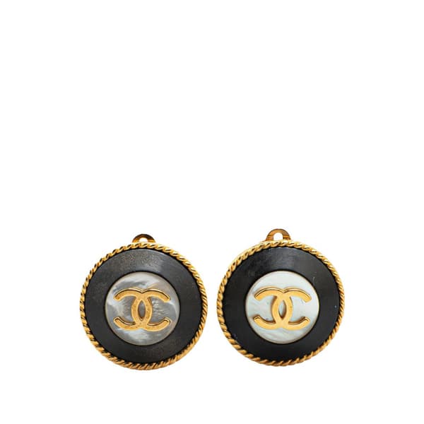 Pre-owned Chanel Gold Plated Acrylic CC Button Clip On Earrings Gold