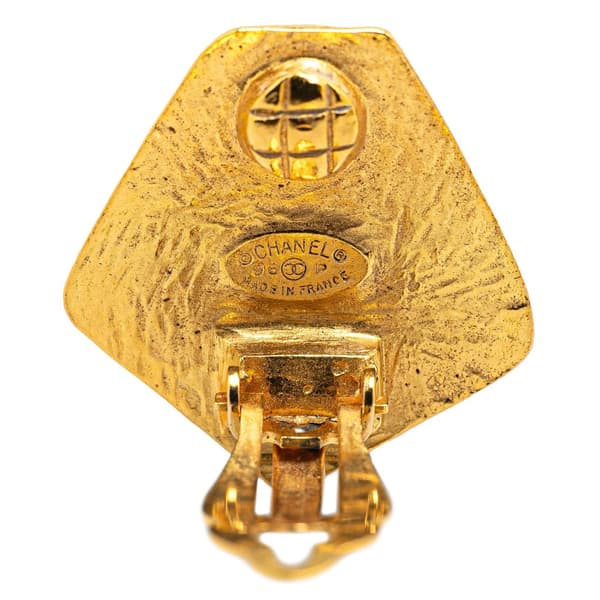 Pre-owned Chanel Gold Plated CC Pentagon Clip On Earrings Gold