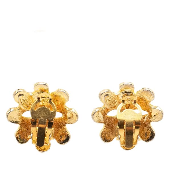 Pre-owned Chanel Gold Plated CC Flower Clip On Earrings Gold
