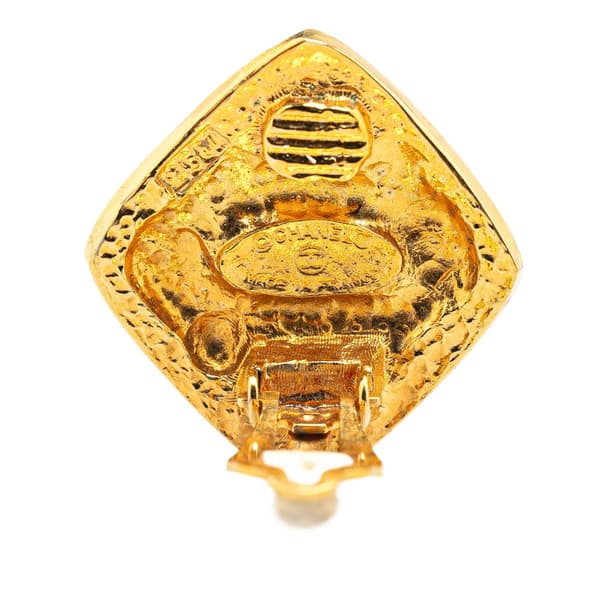Pre-owned Chanel Gold Plated Diamond Clip On Earrings Gold