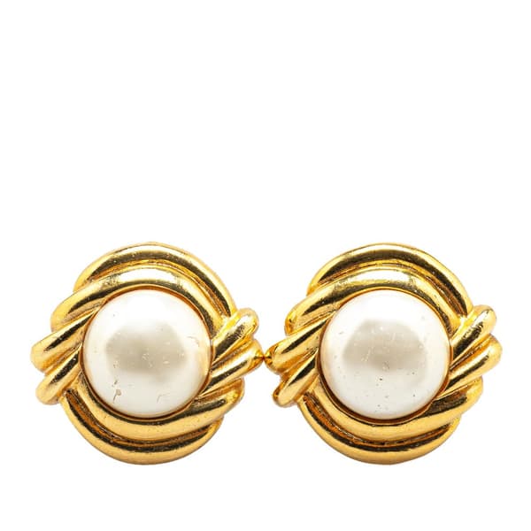 Pre-owned Chanel Gold Plated Faux Pearl Round Clip on Earrings Gold