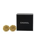 Miniatyrbild 4 av 4: Pre-owned Chanel Gold Plated CC Round Clip on Earrings Gold