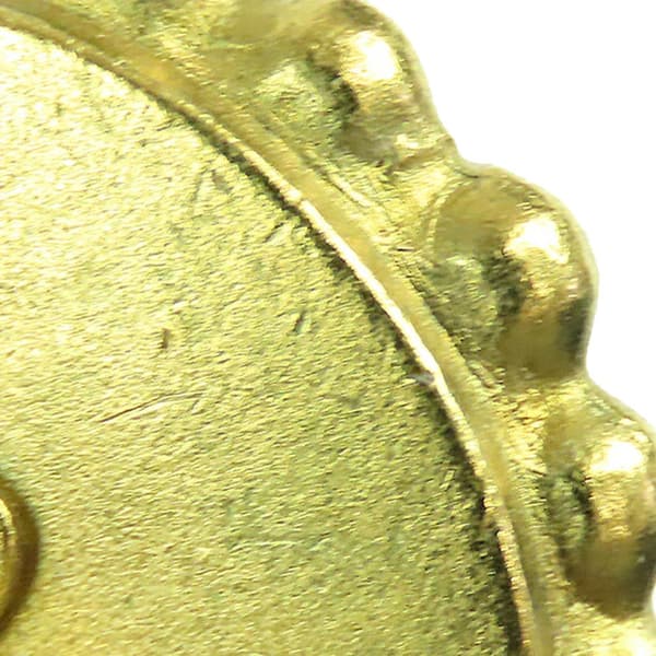 Pre-owned Chanel Gold Plated Resin CC Clip on Earrings Gold