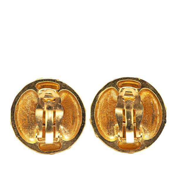 Pre-owned Chanel Gold Plated Gripoix Round Clip On Earrings Gold