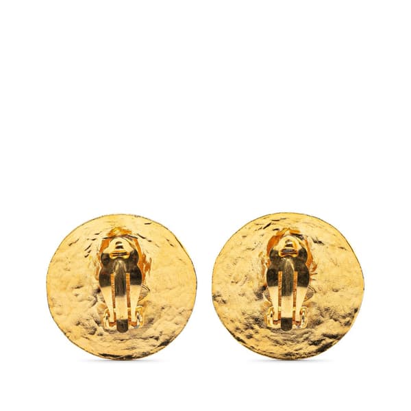 Pre-owned Chanel Gold Plated CC Round Clip on Earrings Gold