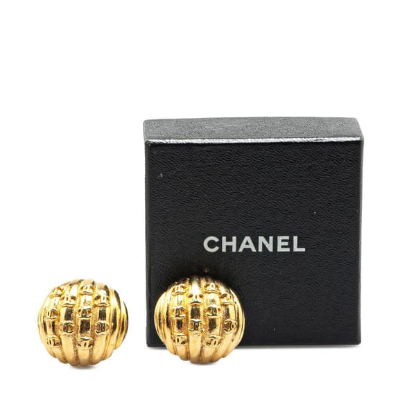 Pre-owned Chanel Gold Plated CC Dome Clip On Earrings Gold
