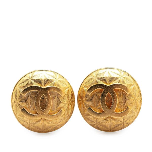 Pre-owned Chanel Gold Plated Quilted CC Clip On Earrings Gold