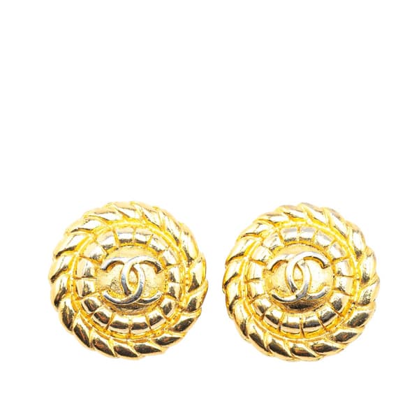 Pre-owned Chanel Gold Plated CC Round Clip On Earrings Gold