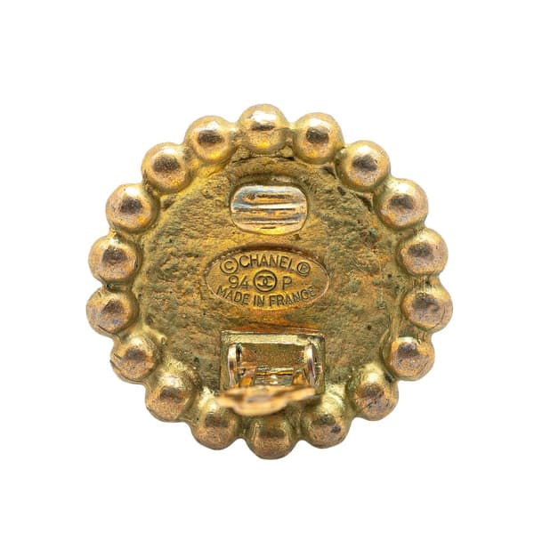 Pre-owned Chanel Gold Plated CC Button Clip On Earrings Gold