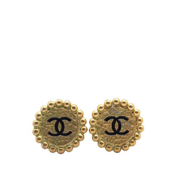 Pre-owned Chanel Gold Plated CC Button Clip On Earrings Gold