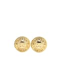 Miniatyrbillede 1 af 3: Pre-owned Chanel Gold Plated CC Round Clip On Earrings Gold
