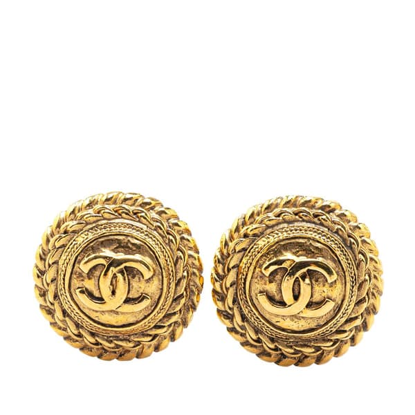 Pre-owned Chanel Gold Plated CC Round Clip On Earrings Gold