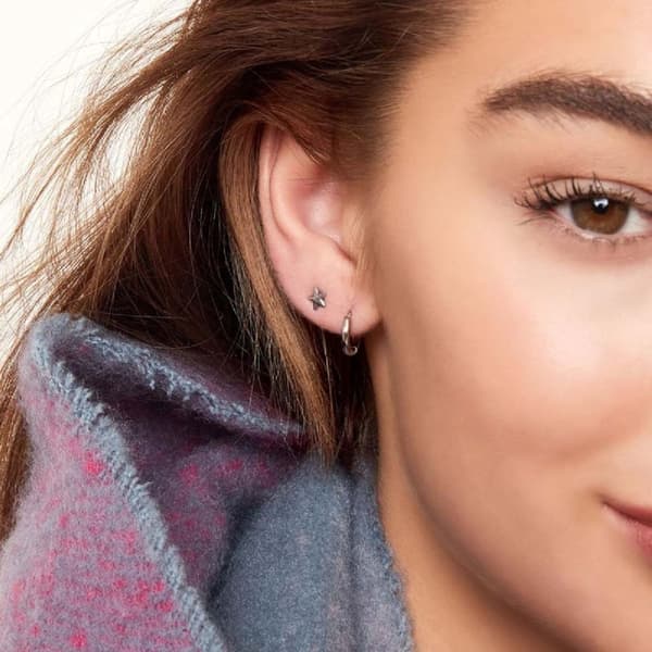 Creoler Simple Hoops Örhängen i Rostfritt Stål Silver XXS