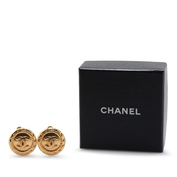 Pre-owned Chanel Gold Plated CC Round Clip On Earrings Gold