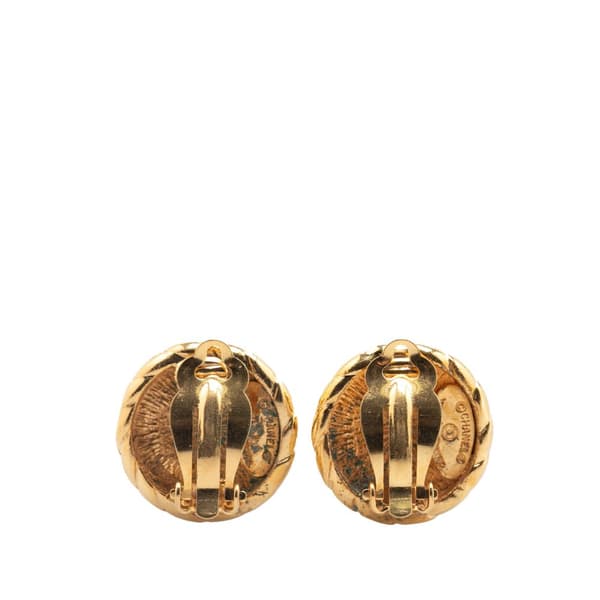 Pre-owned Chanel Gold Plated CC Round Clip On Earrings Gold