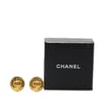 Pikkukuva 4 / 4: Pre-owned Chanel Gold Plated CC Clip On Earrings Gold