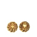 Miniatyrbild 2 av 4: Pre-owned Chanel Gold Plated CC Rhinestones Clip on Earrings Gold