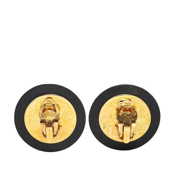 Pre-owned Chanel Resin Quilted CC Button Clip On Earrings Black