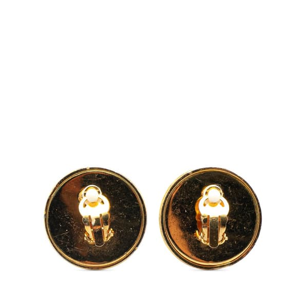 Pre-owned Chanel Gold Plated CC Round Clip on Earrings Gold
