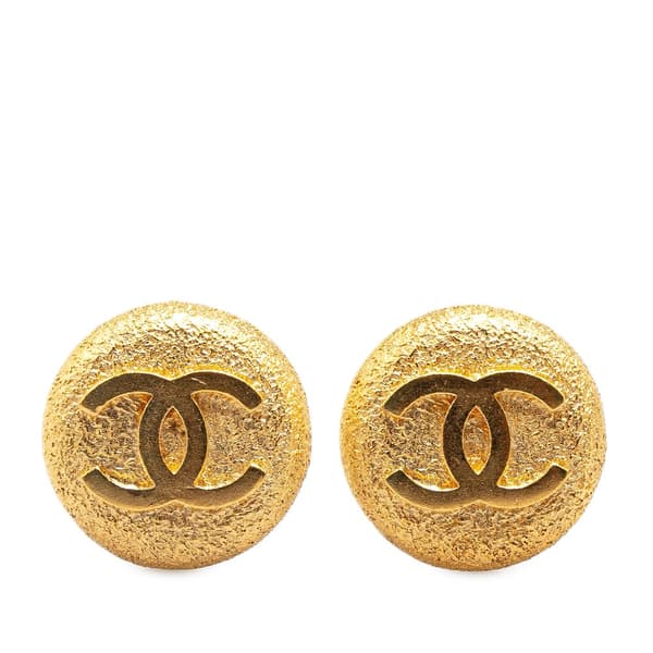 Pre-owned Chanel Gold Plated CC Round Clip on Earrings Gold