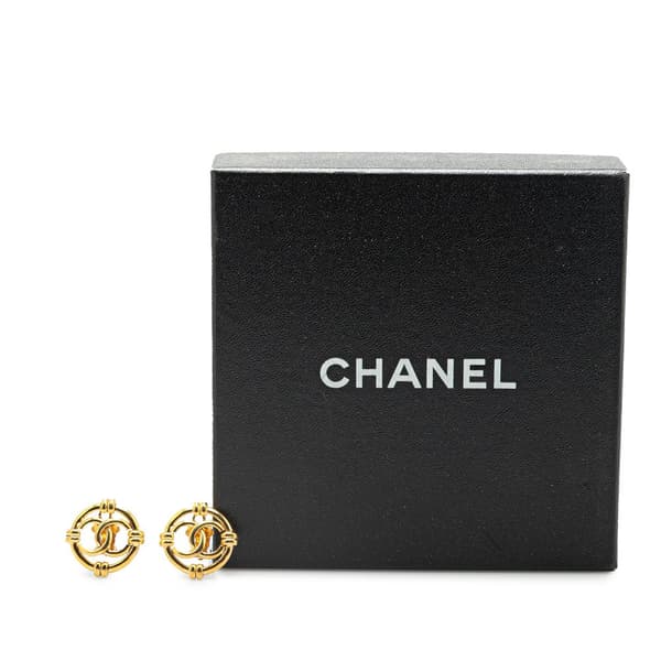 Pre-owned Chanel Gold Plated CC Round Clip On Earrings Gold