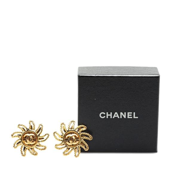 Pre-owned Chanel Gold Plated CC Sun Clip on Earrings Gold
