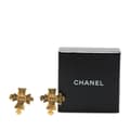 Miniatyrbillede 4 af 4: Pre-owned Chanel Gold Plated CC Cross Clip on Earrings Gold