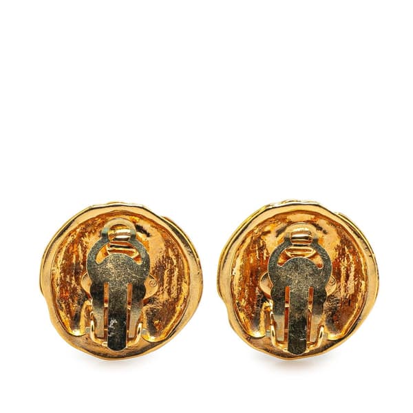 Pre-owned Chanel Gold Plated CC Round Clip On Earrings Gold