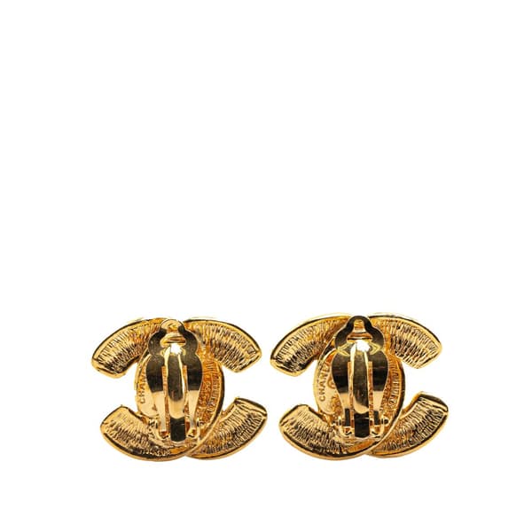 Pre-owned Chanel Gold Plated CC Quilted Clip On Earrings Gold