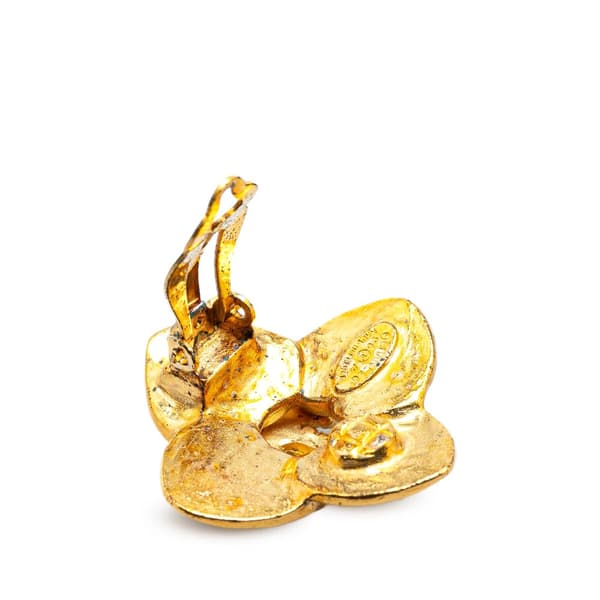 Pre-owned Chanel Gold Plated CC Clover Clip On Earrings Gold