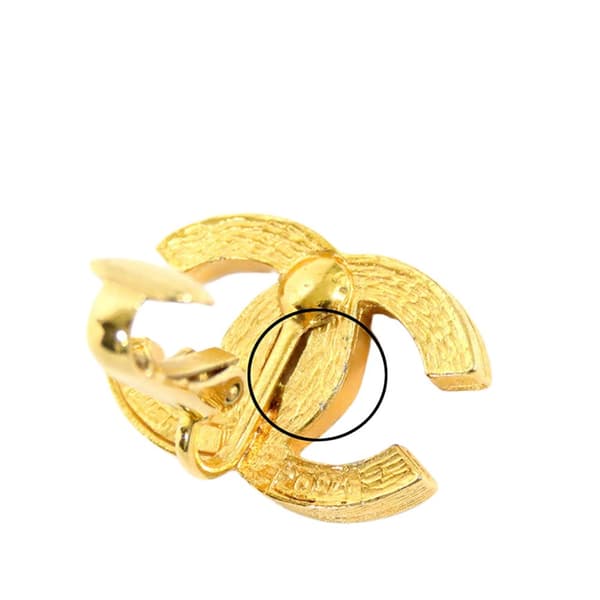 Pre-owned Chanel Gold Plated Rhinestone CC Clip On Earrings Gold