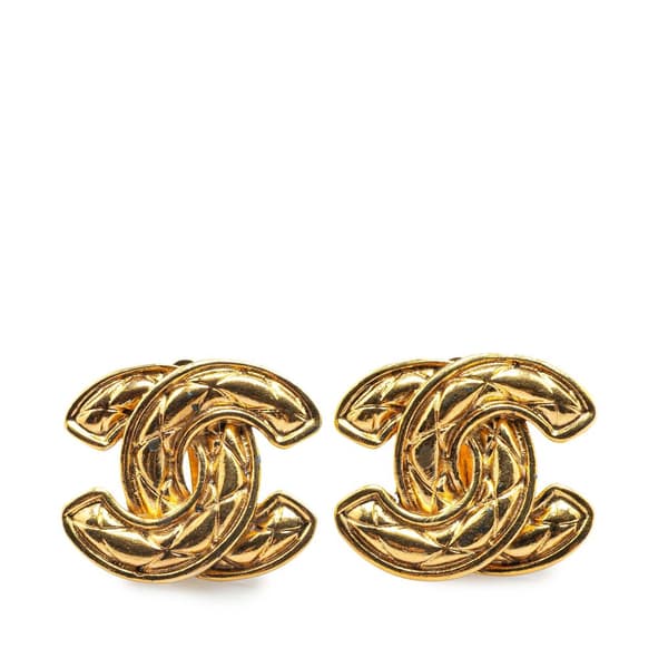 Pre-owned Chanel Gold Plated CC Quilted Clip On Earrings Gold