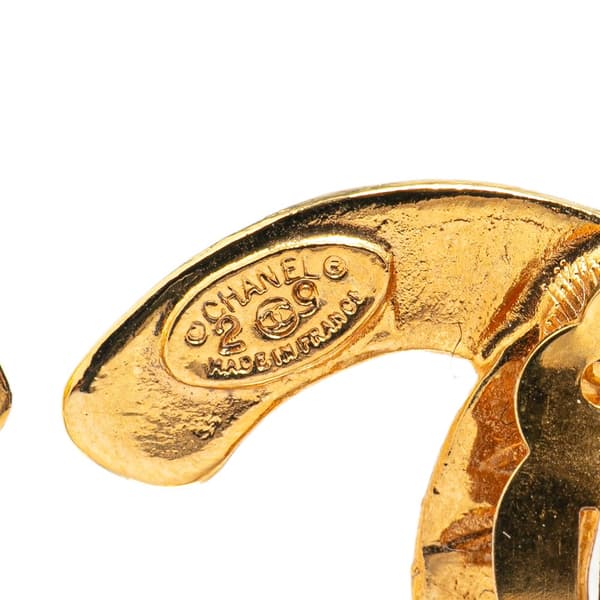 Pre-owned Chanel Gold Plated CC Woven Clip On Earrings Gold