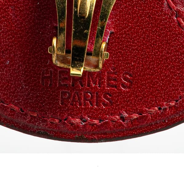 Pre-owned Hermès Triangle Leather Clip on Earrings Red