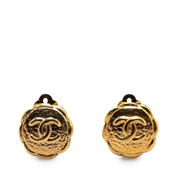 Pre-owned Chanel Gold Plated CC Round Clip On Earrings Gold