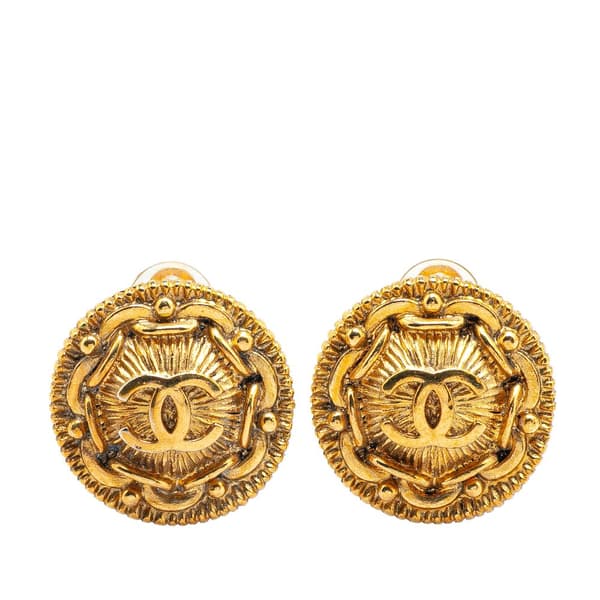 Pre-owned Chanel Gold Plated CC Round Clip On Earrings Gold