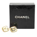 Miniatyrbild 4 av 4: Pre-owned Chanel Gold Plated CC Resin Square Push Back Earrings Gold