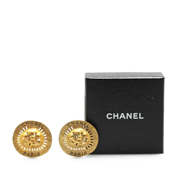 Pre-owned Chanel Gold Plated Logo Cutout Clip On Earrings Gold