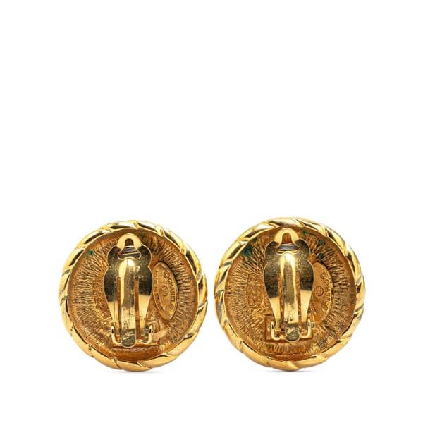 Pre-owned Chanel Gold Plated CC Round Clip On Earrings Gold