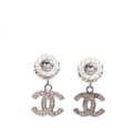 Miniatyrbild 2 av 3: Pre-owned Chanel Silver Plated Crystal CC Drop Push Back Earrings Silver