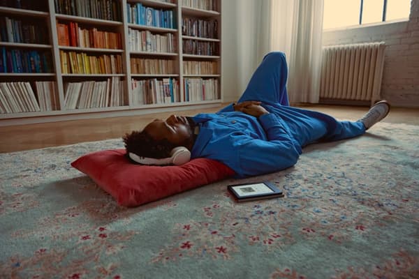 Rakuten Kobo Clara Color e-kirjanlukija Kosketusnäyttö 16 Gt Wi-Fi Musta