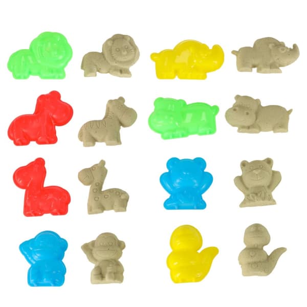 Kinetic Sand i en 1 kg hink, beige formar