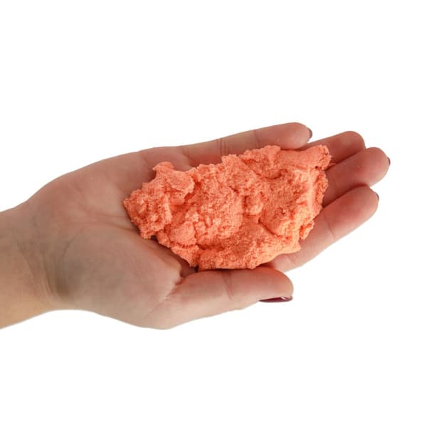 Kineettinen hiekka 1kg oranssissa pussissa