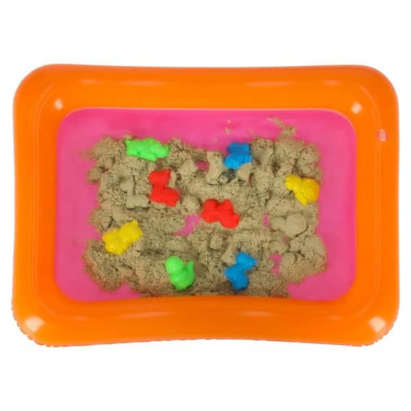 Kinetic Sand i en 1 kg spand, beige forme