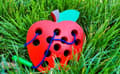 Miniatyrbild 2 av 8: Trä Interlacing Apple