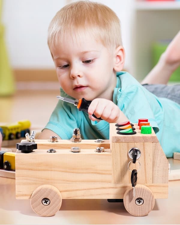 MONTESSORI-TAVLA SENSORISK TRÄMANIPULATIV LED-BIL