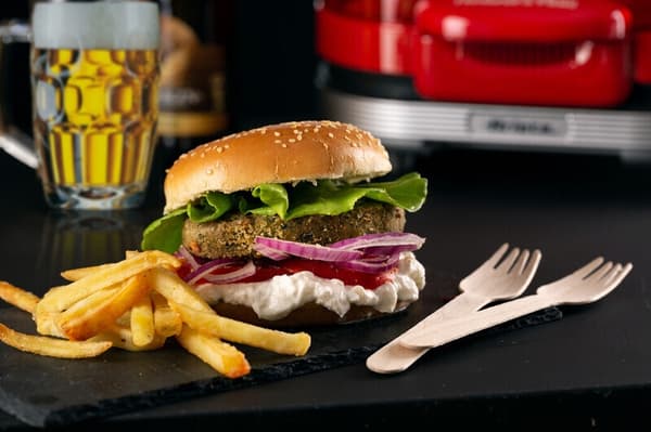 Ariete Hamburgermaskin Röd