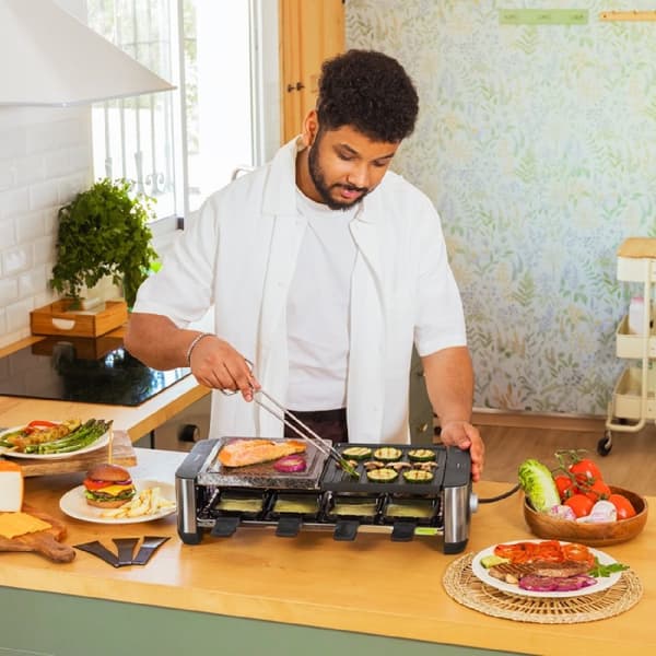 Cecotec 1400 W Cheese Raclette and grill with top grill with two plates and stainless steel finish.
