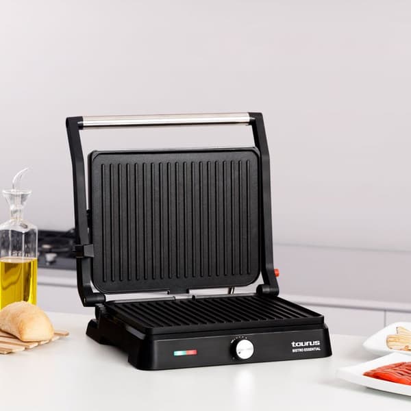 Taurus Bistro Essential 2600W liha- ja hampurilaisgrilli