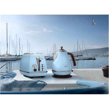 Delonghi | Kettle | KBOV 2001.AZ | Standard | 2000 W | 1.7 L | Stainless steel | 360° rotational base | Azure